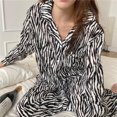 China Breathable Men Women's Two Piece Pajamas Long Sleeve Nightgowns Sleepwear 2pcs Pijamas Women Loungewear Pajamas for sale