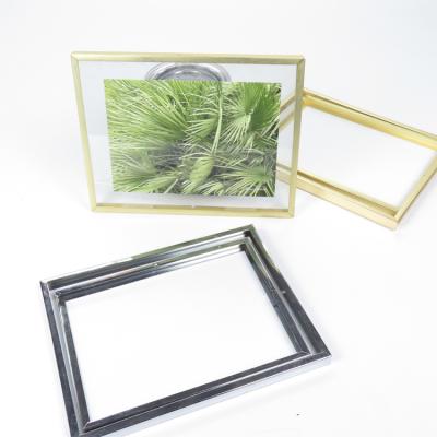 China Metal Exhibit Picture Frame Gallery Set Adjustable Collage Display Photos, Prints, Artwork for sale