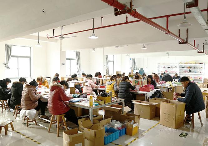 Verified China supplier - Yiwu Zenper Crafts Co., Ltd.