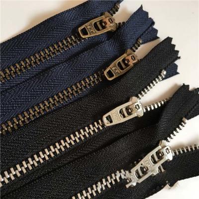 China Brass Garments Long Chain Zipper W3.2cm W5cm Waterproof For Bags for sale