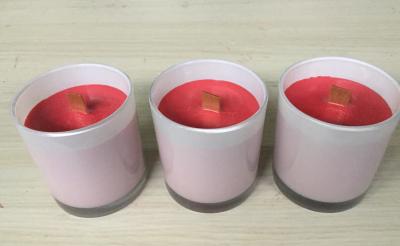 China 100% paraffin red glass scented candle with wooden wick  packed into gift box for sale