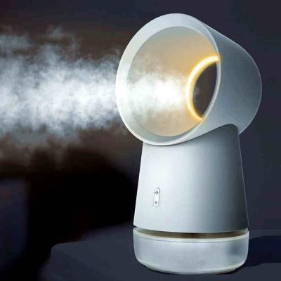 China Desktop With Water Tank Fog Room Led Personal Desktop Eyelash Mini Cooling Bladeless Fan for sale