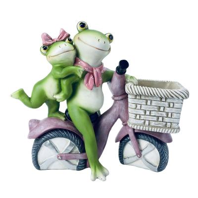 China Beautiful Frog Home Affordable Decoration Tabletop Decoration Planter For Bike for sale