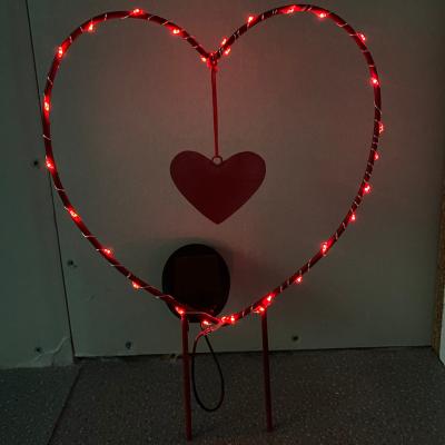 China USA Solar Red Heart Shaped Garden Stake With Word Plate for sale