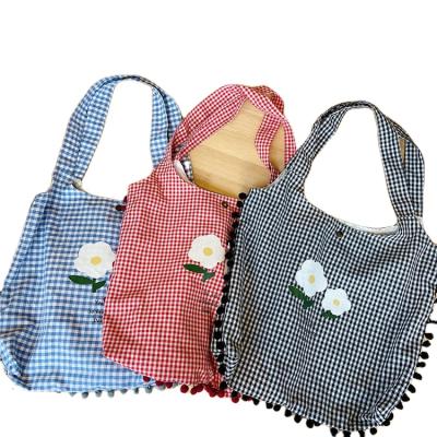 China Canvas Bag Large Capacity Shopping Bag Grid Flower Pattern Eco Handled Cute Bag For Student for sale