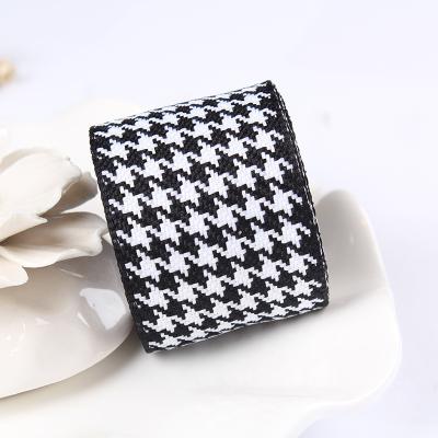 China Wholesale Recyled Gift Packing 1 cm 2.5cm 4cm Double Face Plaid Fabric Houndstooth Check Ribbon for sale