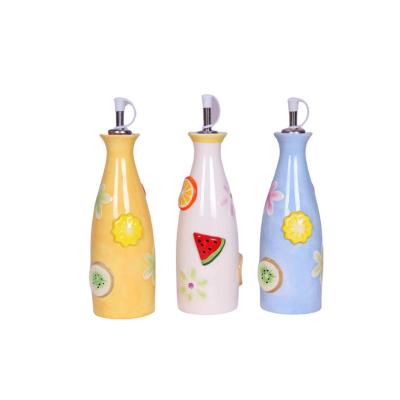 China Ceramic Frying Oil Bottle With Pump Decorative Oil Bottles For Kitchen 7.5x7.5x23.5cm for sale