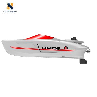 China Economy Style Outdoor Toys For Boys Dual Motors 20 Minutes Playing Time 10KM/H 2.4G Speed ​​Remote Control Boat for sale