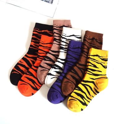 China Hot Sale Cotton Leopard / Zebra Patterns Design Winter Pile Socks Indoor Mid Tube Socks for sale