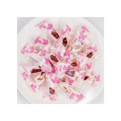 China Hot Selling Low Sugar Candy Sweet Semi-Sweet Custom Block Shape Strawberry Almond Nougat for sale