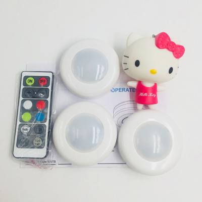 China Ressessed in RGB 12 Colors Dimmable LED Wireless Puck Lights Touch Sensor for sale