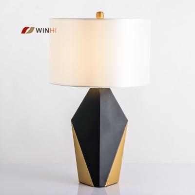 China Modern Contemporary Indoor Metal Fabric Small Office Hotel Bar Luxury Modern Bedside Led Table Lamp Light for sale