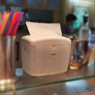 China Modern Stylish Lunch Dinner Napkin Paper Towels Facial Napkins Dispensers For Table for sale