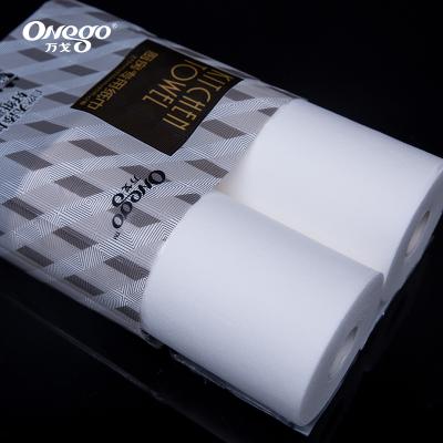 China Virgin Wood Pulps Multifunctional Wood Pulps Material 2 Ply Kitchen Cloth Roll Towels for sale