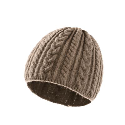 China Plain COMMON Winter Solid Color Fashionable Hats Wholesale High Quality Cable Knit Beanies Hat for sale