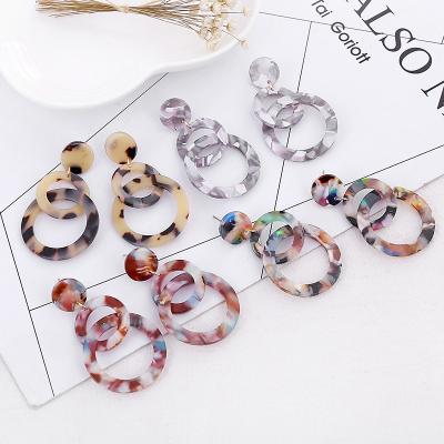 China Trendy Acrylic Grain Color Leopard Drop Earrings Gold Plated High Quality Wholesale Wedding Charm Earrings For Woman Gifts Party for sale