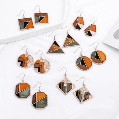 China High Quality Fashionable Brown Wood Geometric Drop Earrings Wholesale Vintage Vintage Charm Charm Earrings For Woman Gifts Party Wedding for sale