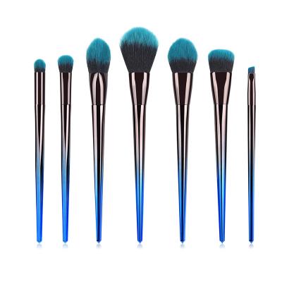 China Angular Blush Champagne Makeup Brushes Set For Luxury Foundation Powder Blush Eyeshadow Concealer Lip Eye Make Up Brush Cosmetics Beauty Tools for sale