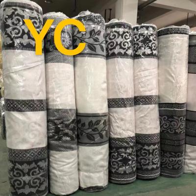 Cina Clearance Fashionable Breathable Curtain Material Polyester Jacquard Fabric For Bedroom in vendita