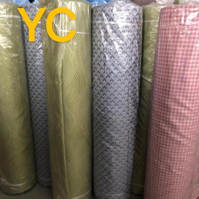 Cina Clearance Jacquard Polyester High Precision Breathable Curtain Fabric Blackout in vendita