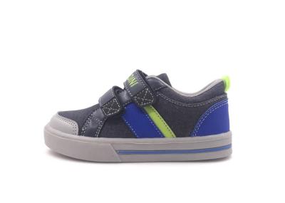 China Boys Children'S Casual Shoes , Breathable Casual Canvas Synthetic Sneakers for sale