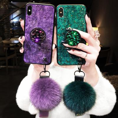 China Anti-drop glitter epoxy diamond phone case with furhall for Samsung S21 S10 S21 Note20 ultra A10 A31 cell phone case hairball stand for sale