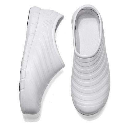 China Hot Sale New Modern Anti-Smell Eva Non Slip Breathable Sandals Garden Classic Men's Rubber Clogs Shoes for sale