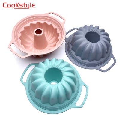 China Inner viable round savarin baking tray with 201 still ring easy demoulding, high temperature resistant silicone cake mould, customized for sale