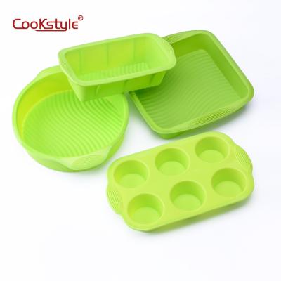 China Sustainable BPA Free Non-Stick Bakeware 4-Piece Set Silicone Cake Tools Mold for sale