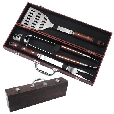 China High Quality Easily Cleaned Grill Accessories 3 Pcs Rose Outdoor BBQ Grill Woodworking Tool Kit With Wooden Box for sale