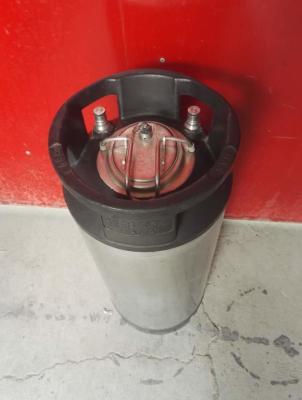 China used/second hand 5gallon ball lock keg , with rubber handle, for home brew for sale