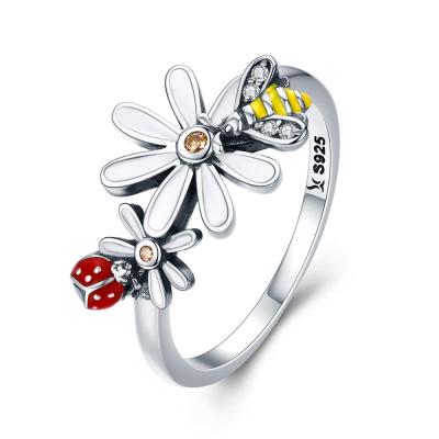 China CLASSIC BAGREER SCR311 Fashion CZ Daisy Flower Stone Luster Daisy Ladybug Bee Charm 925 Charm 925 Ring Women Drop Silver Jewelry for sale