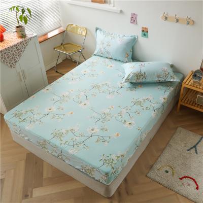 China Non-Slip Printed Polyester Fitted Bed Sheet With Pillow Case for sale