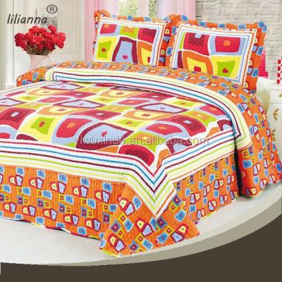 China 2021 floral new design patchwork comforter in luxury hotel bedding set for sale