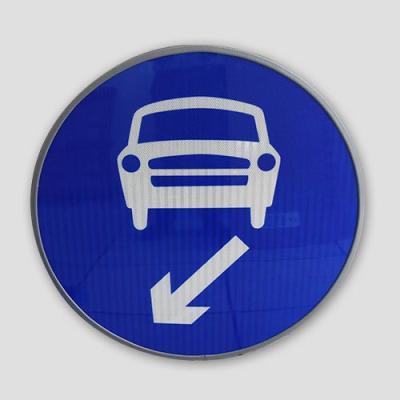 China Traffic Pavement Safety LED Internally Illuminated Road Signs LED Directional Arrow Guide Flashing Road Traffic Sign for sale