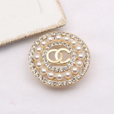 China Safety Pin Metal New Style Designer Jewelry Famous Brands Round Lapel Multilayer Ladies Pearl Brooch Pins Luxury Brooches for sale