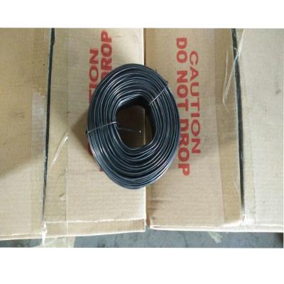 China 10 Rolls-Kohlenstoffstahl-schwarzes getempertes Abendgarderobe-Draht-quadratisches Loch 3-1/8lbs zu verkaufen