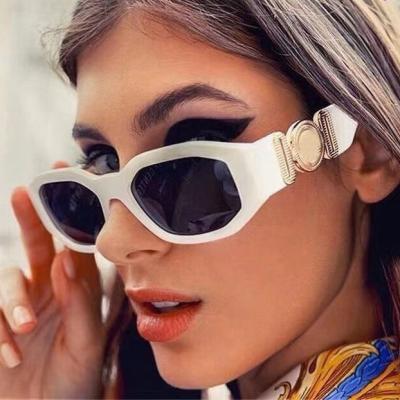 China Fashion Sunglasses 2021 Brand Retro Polygon Frame Women Eyewear Men Sunglasses Small Gold Irregular Head Shades Personality Sunglasses for sale