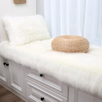 China 2020 hot sale faux fur blanket concise and elegant anti-slip rug for bed room living room sofa made in china for sale