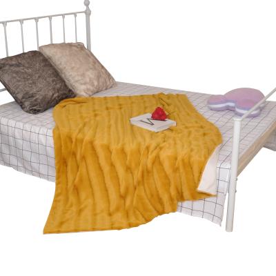 China House Faux Fur Throw Blanket 100% Polyester Faux Fur Fleece Blanket Anti-pilling for sale