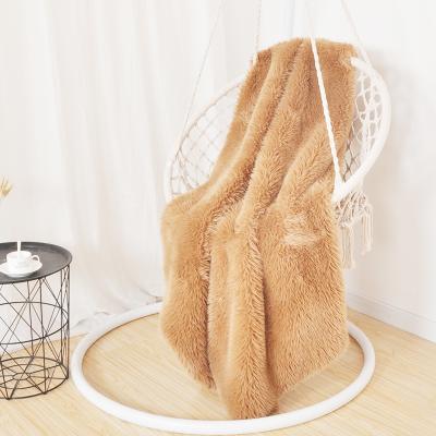 China Custom Size Anti-pilling Plush Fur Blankets Warm Faux Fur Throw Blanket For Home Decor Fluffy Faux Fur Blankets Supplier for sale