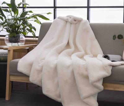 China PORTABLE Faux Fur Bed Bubble Hairy Washable Super Soft Mink Acrylic Blanket for sale