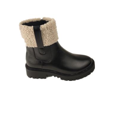 China Hot New Design Anti-slippery Women Fashion Black Boots With Lambskin Collar for sale