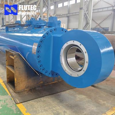 China Luffing Offshore Piling Barge Marine Hydraulic Cylinder With Piston Different Surface Treatments for sale