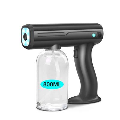 China Garden Sterilizer 800Ml Electric Rechargeable Atomizer Cordless Blue Nano Light Spray Gun for sale