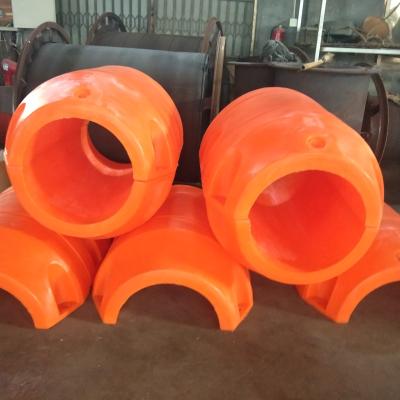 Chine Foam Filled Type PE Boat UV-Resistance Waterway Buoy Marine Floating Barrier Buoy Cylinder Buoy à vendre