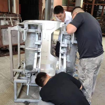 China Industry Rotomolding Die Cast Mold Machine Roto Rotation Mold For Plastic Parts for sale