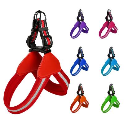 China Hot Stocked Amazon Pet Products Purse Reflective Breathable Breast Strap Dog Cloth Dog Leash Factory Direct Sales for sale