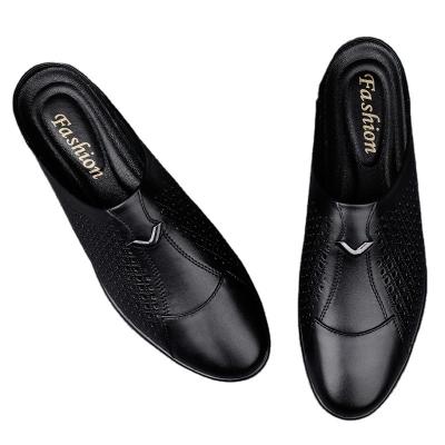 China Cushioning Luxury High Quality Men's Clog Slippers Mens Genuine Leather Half Shoes Summer Loafers Outdoor Casual Slippers British Style for sale