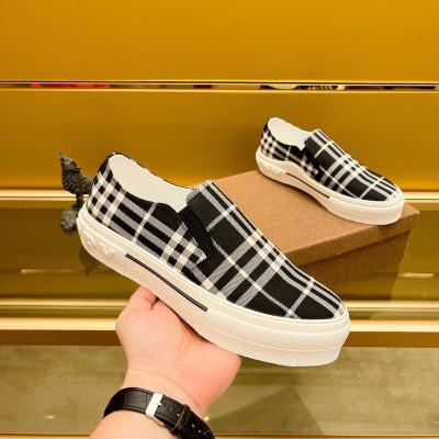 China 2022 Fashion Trend Designer Casual Shoes Men Women's Patchwork Shape Luxury Sneakers Shape Sports Skateboards for sale